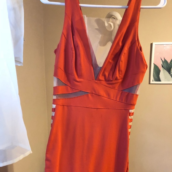 Bebe Dress - Picture 3 of 8